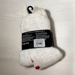 NWT Living Royal Fuzzy Unicorn Crew Socks With Grippys